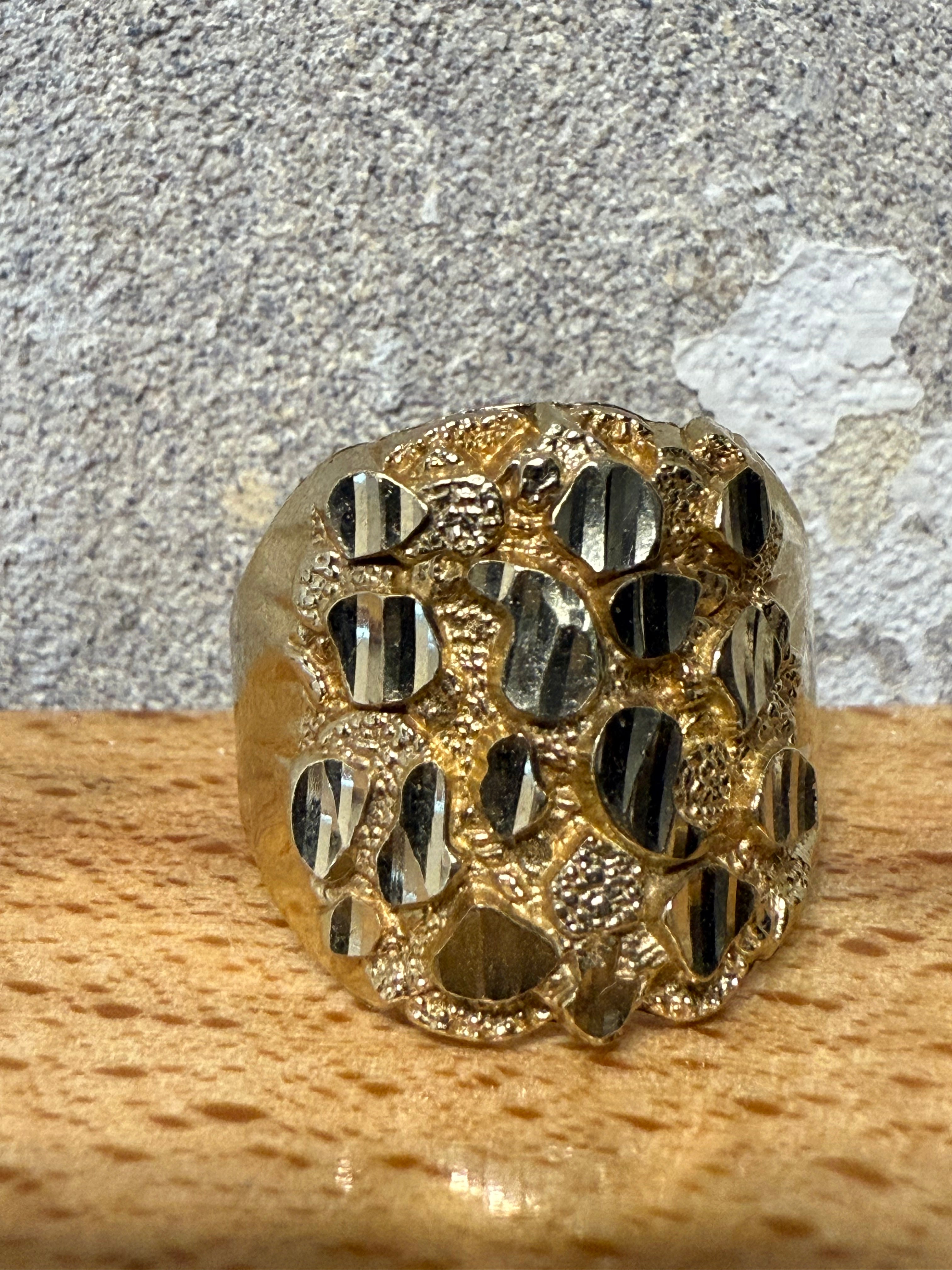 MCALLEN JEWELERS 10K YELLOW GOLD RING