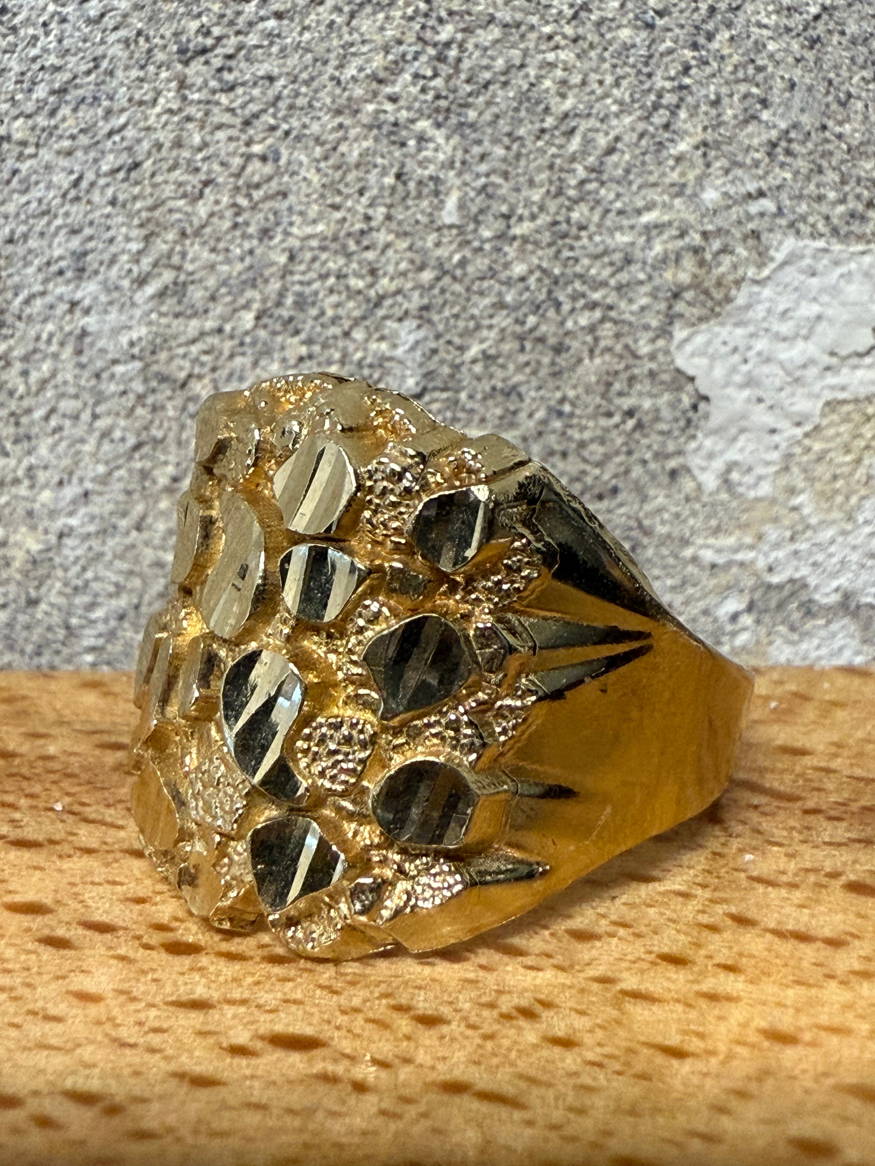 MCALLEN JEWELERS 10K YELLOW GOLD RING
