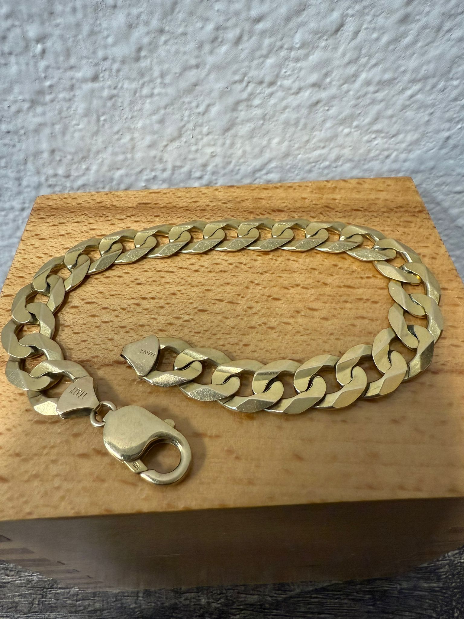 McAllen Jewelers 10K YELLOW GOLD CUBAN LINK CHAIN BRACELET